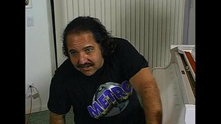 Métro - Ron Jeremy Venice Beach - scène 4
